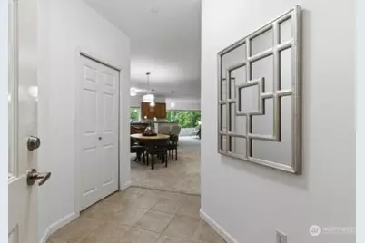 15000 Juanita Drive NE #405, Kenmore, WA 98028 - Photo 2