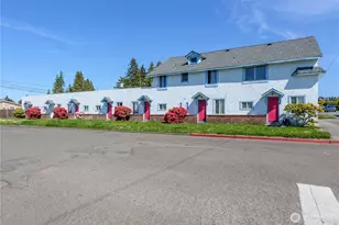 201 E Liberty St, Port Angeles, WA 98362 - Photo 2