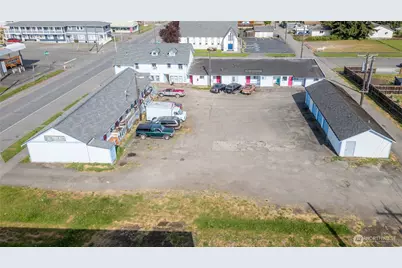 201 E Liberty Street, Port Angeles, WA 98362 - Photo 10