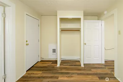 201 E Liberty Street, Port Angeles, WA 98362 - Photo 28