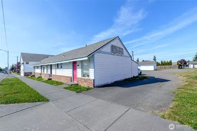 201 E Liberty Street, Port Angeles, WA 98362 - Photo 4