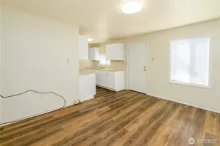 201 E Liberty St, Port Angeles, WA 98362 - Photo 24