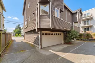 11732 Greenwood Ave N, Seattle, WA 98133 - Photo 34