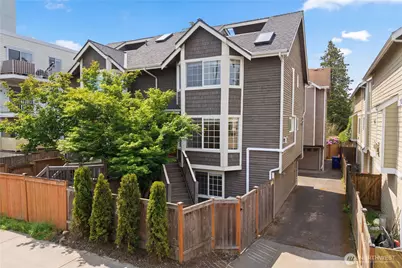 11732 Greenwood Avenue N, Seattle, WA 98133 - Photo 32