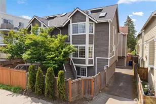 11732 Greenwood Ave N, Seattle, WA 98133 - Photo 32