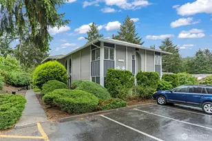 17112 NE 45th St, Redmond, WA 98052 - Photo 2
