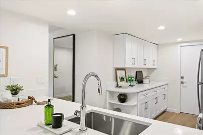 15903 NE 40th Way #31B, Redmond, WA 98052 - Photo 14
