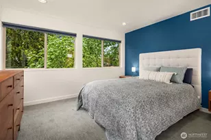 9230 Interlake Ave N, Seattle, WA 98103 - Photo 22