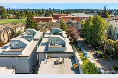 9230 Interlake Avenue N, Seattle, WA 98103 - Photo 34