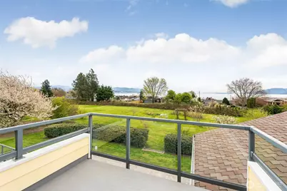 3910 Cliffside Drive, Bellingham, WA 98225 - Photo 18