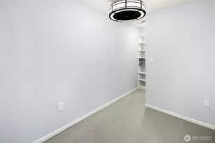 425 Vine St, Seattle, WA 98121 - Photo 12