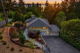 16311 25th Ave SW, Burien, WA 98166 - Photo 2