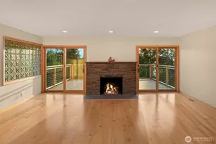 16311 25th Ave SW, Burien, WA 98166 - Photo 6
