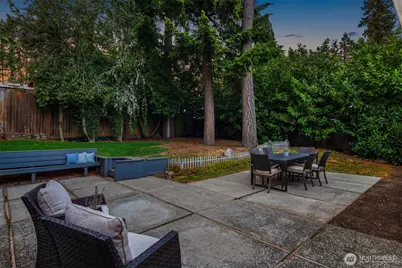 16628 SE 26th Street, Bellevue, WA 98008 - Photo 36