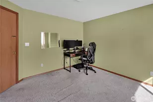 14006 SE 158th St, Renton, WA 98058 - Photo 16