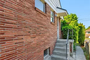 6542 43rd Ave NE, Seattle, WA 98115 - Photo 26