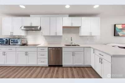 19305 7th Ave W #B6, Lynnwood, WA 98036 - Photo 16