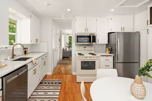 2265 NE 73rd St, Seattle, WA 98115 - Photo 10