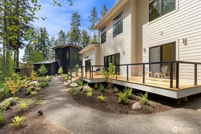 13982 Manzanita Road NE, Bainbridge Island, WA 98110 - Photo 4