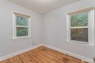 3844 NE 87th St, Seattle, WA 98115 - Photo 12