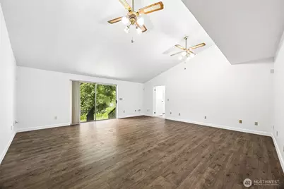 13710 Madrona Road SW, Port Orchard, WA 98367 - Photo 16