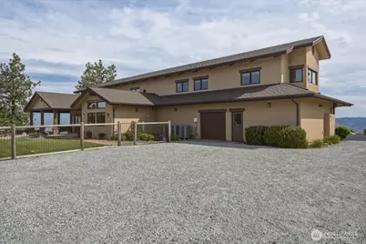 300 Hawks Ridge Road, Chelan, WA 98816 - Photo 6
