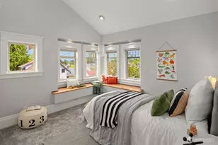 159 Blaine St, Seattle, WA 98109 - Photo 20