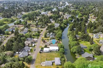 792 Island Circle SE, Ocean Shores, WA 98569 - Photo 6
