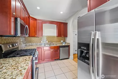 210 N Yakima Avenue, Tacoma, WA 98403 - Photo 14