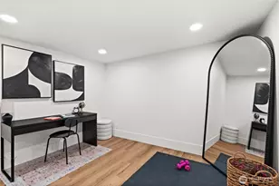 2212 N 46th St, Seattle, WA 98103 - Photo 34