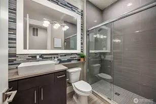22277 NE 3rd Ct, Sammamish, WA 98074 - Photo 6