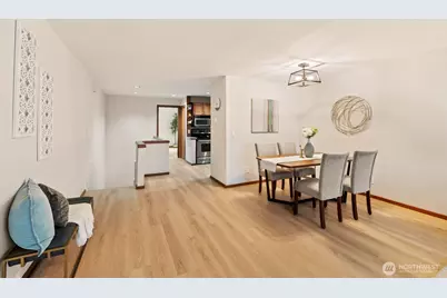 2350 10th Avenue E #227, Seattle, WA 98102 - Photo 8