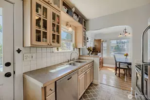 4651 N Visscher St, Tacoma, WA 98407 - Photo 8