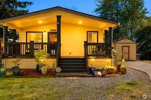 18425 NE 95th St, Redmond, WA 98052 - Photo 1
