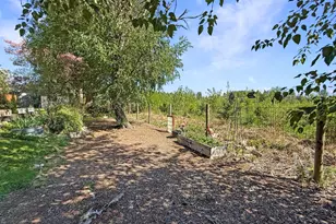 18425 NE 95th St, Redmond, WA 98052 - Photo 26