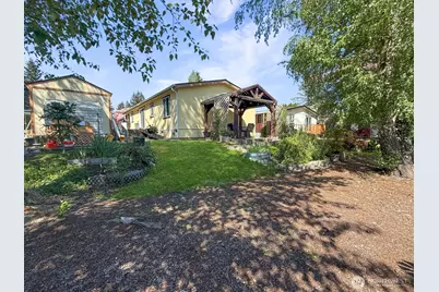 18425 NE 95th Street #34, Redmond, WA 98052 - Photo 24