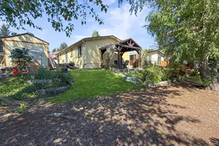 18425 NE 95th St, Redmond, WA 98052 - Photo 24
