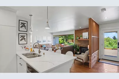 22010 34th Avenue S, SeaTac, WA 98198 - Photo 14