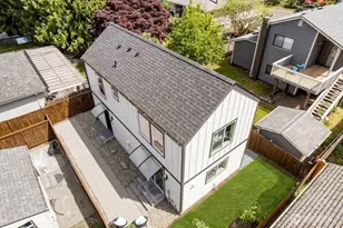 14338 Ashworth Ave N, Seattle, WA 98133 - Photo 32