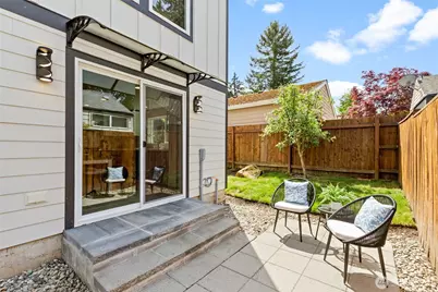 14338 Ashworth Avenue N #B, Seattle, WA 98133 - Photo 28