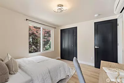 14338 Ashworth Avenue N #B, Seattle, WA 98133 - Photo 26