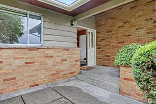 5810 NE 181st St, Kenmore, WA 98028 - Photo 6