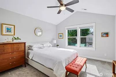 13715 NW 7th Place, Vancouver, WA 98685 - Photo 16