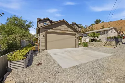 609 N Bradley Street, Chelan, WA 98816 - Photo 32