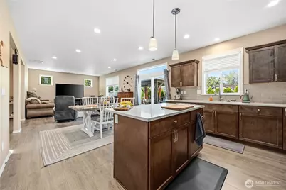 609 N Bradley Street, Chelan, WA 98816 - Photo 12