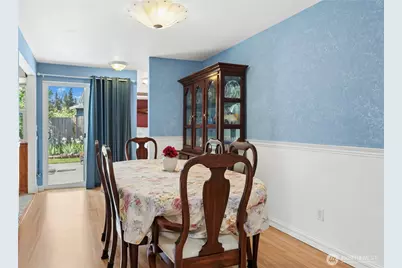 18204 59th Place W, Lynnwood, WA 98037 - Photo 10