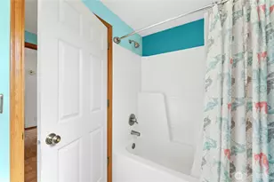 18204 59th Pl W, Lynnwood, WA 98037 - Photo 22
