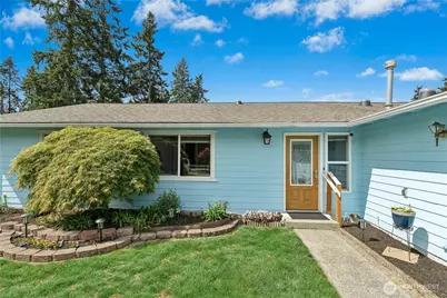 18204 59th Place W, Lynnwood, WA 98037 - Photo 2