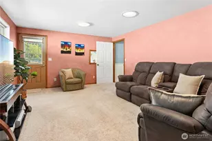 18204 59th Pl W, Lynnwood, WA 98037 - Photo 12