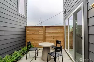 3625 13th Ave W, Seattle, WA 98119 - Photo 8